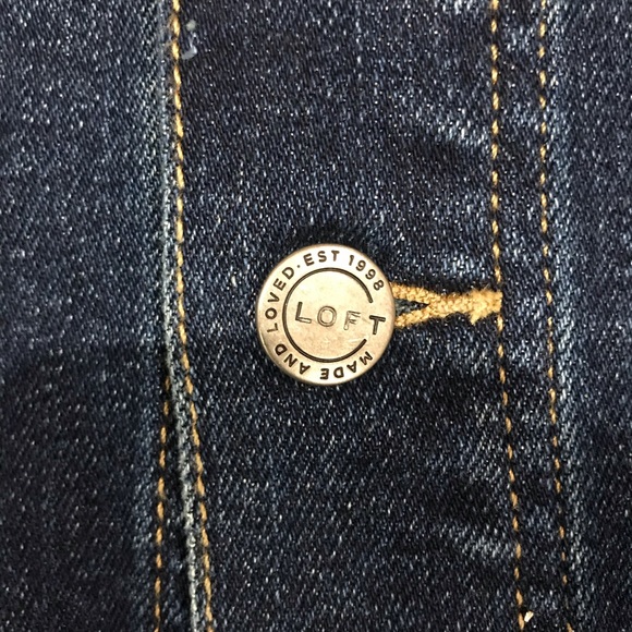 NWT LOFT Button Front Shift Denim Skirt Size 6P - Picture 8 of 10